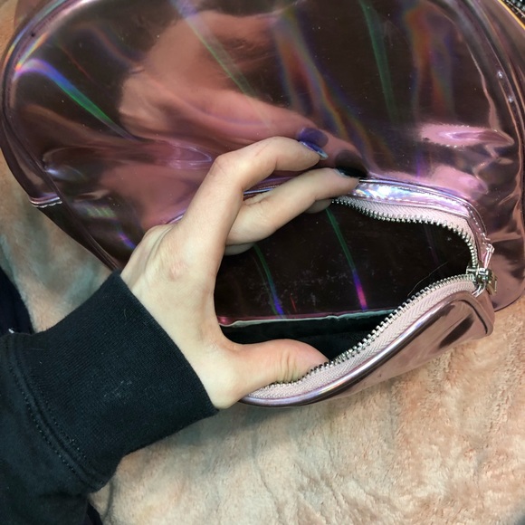 Pink holo backpack - Picture 3 of 3